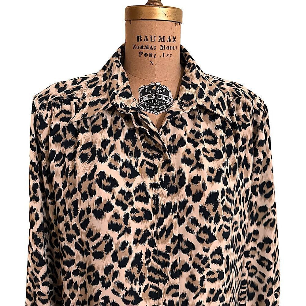 Vintage 80s Alfred Dunner Leopard Print Silky Long sleeve Shirt Blouse Size 16
